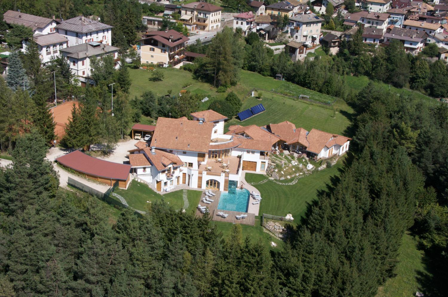 Castelir Suite Hotel Panchia Kültér fotó